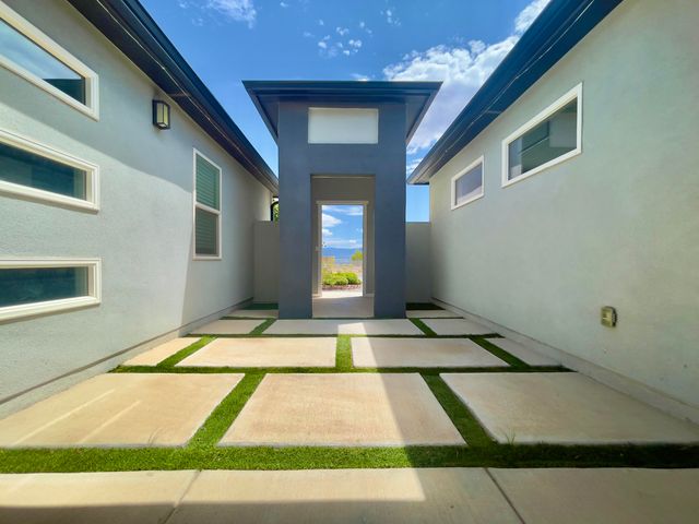 6201 Keyenta Place NW, Albuquerque, NM 87120