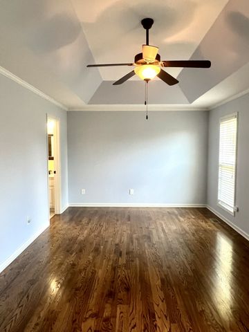 103 Beacon St, Gallatin, TN 37066