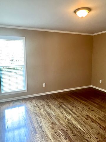 103 Beacon St, Gallatin, TN 37066