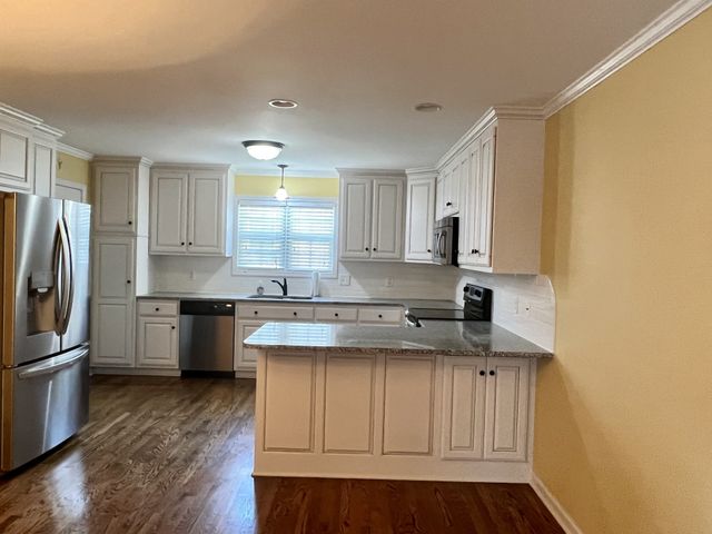 103 Beacon St, Gallatin, TN 37066
