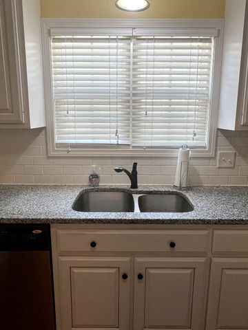 103 Beacon St, Gallatin, TN 37066