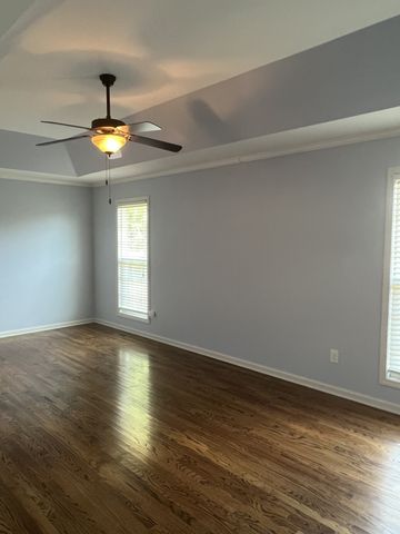 103 Beacon St, Gallatin, TN 37066
