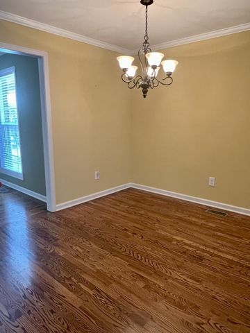 103 Beacon St, Gallatin, TN 37066