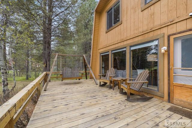 4012 Antelope Road, Island Park, ID 83429