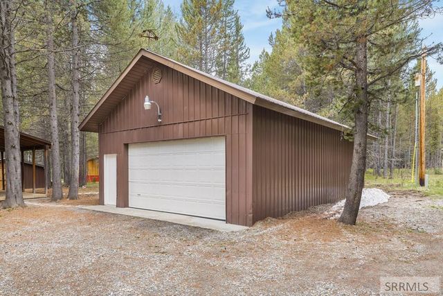 4012 Antelope Road, Island Park, ID 83429