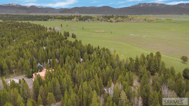 4012 Antelope Road, Island Park, ID 83429