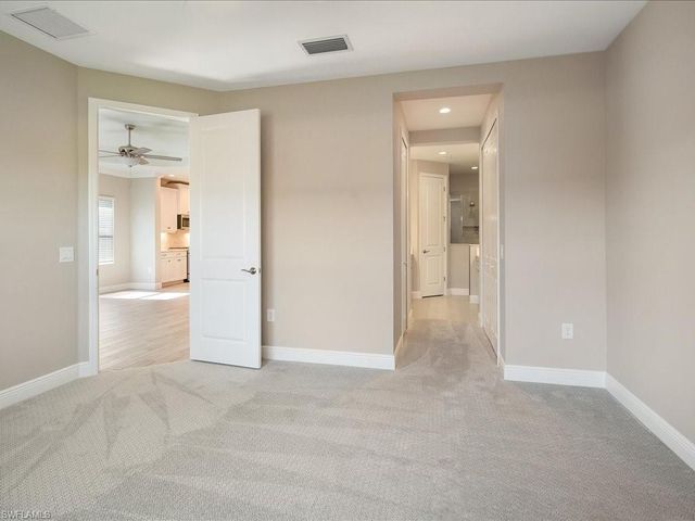 2306 Marquesa CIR, Naples, FL 34112