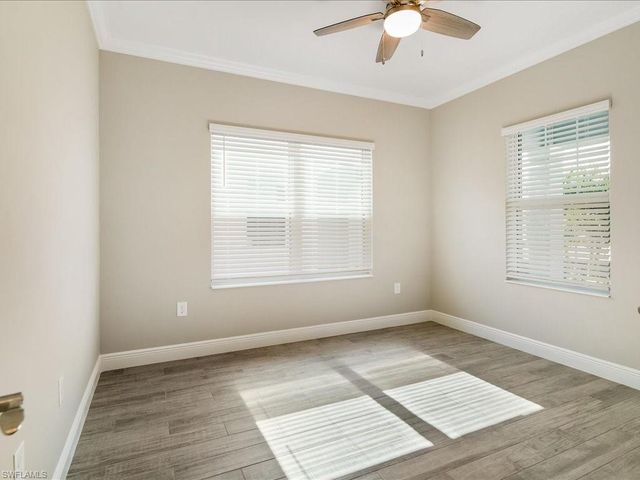 2306 Marquesa CIR, Naples, FL 34112