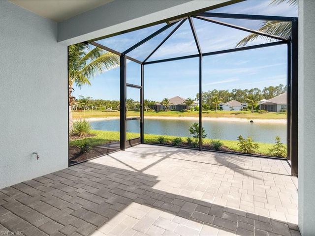 2306 Marquesa CIR, Naples, FL 34112