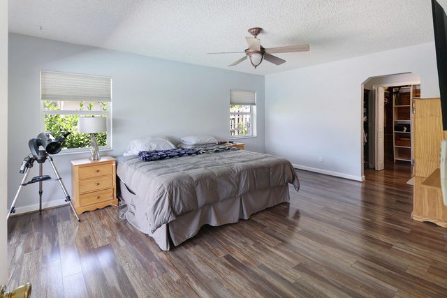 9901 NW 37th Street, Coral Springs, FL 33065