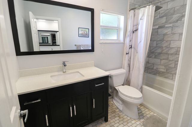 9901 NW 37th Street, Coral Springs, FL 33065