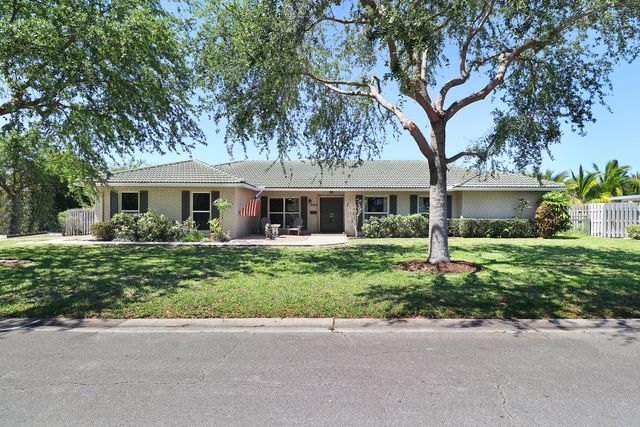 9901 NW 37th Street, Coral Springs, FL 33065