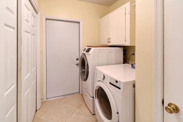 9901 NW 37th Street, Coral Springs, FL 33065