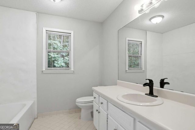 104 Ashland Trail, Tyrone, GA 30290