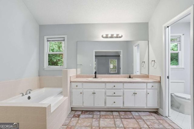 104 Ashland Trail, Tyrone, GA 30290