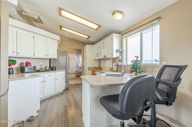 277 Longhorn Avenue, Mojave, CA 93501