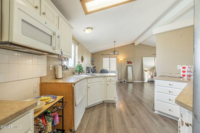 277 Longhorn Avenue, Mojave, CA 93501