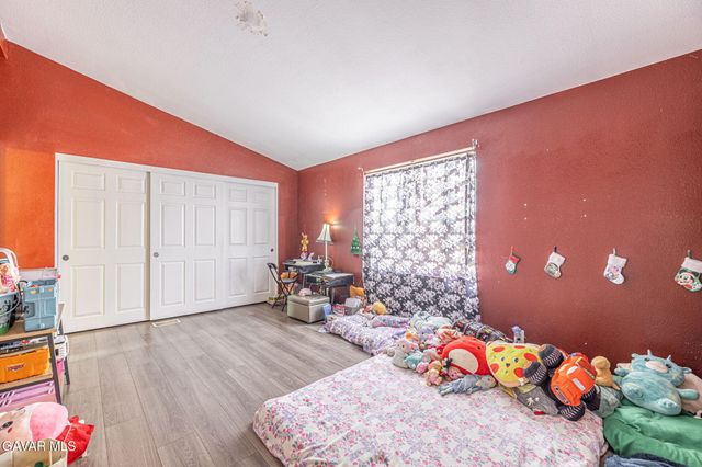 277 Longhorn Avenue, Mojave, CA 93501