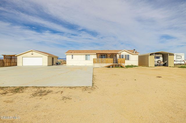 277 Longhorn Avenue, Mojave, CA 93501