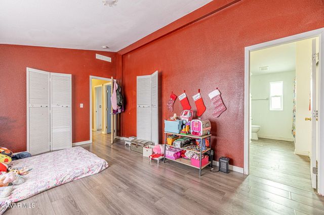 277 Longhorn Avenue, Mojave, CA 93501