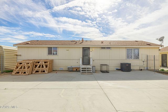 277 Longhorn Avenue, Mojave, CA 93501