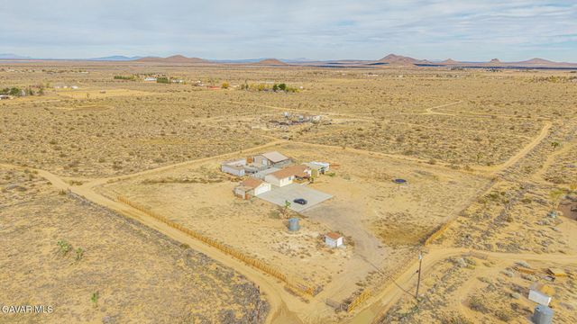 277 Longhorn Avenue, Mojave, CA 93501