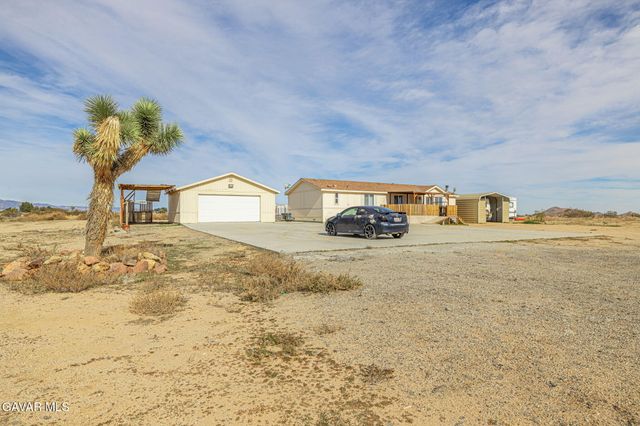 277 Longhorn Avenue, Mojave, CA 93501