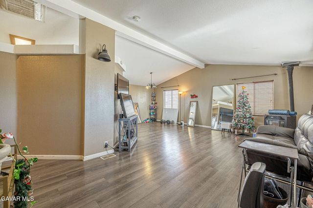 277 Longhorn Avenue, Mojave, CA 93501