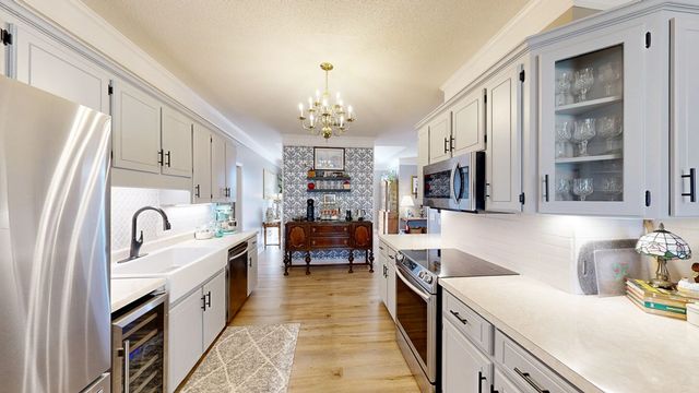 103 Bridgewater Court, Dothan, AL 36303