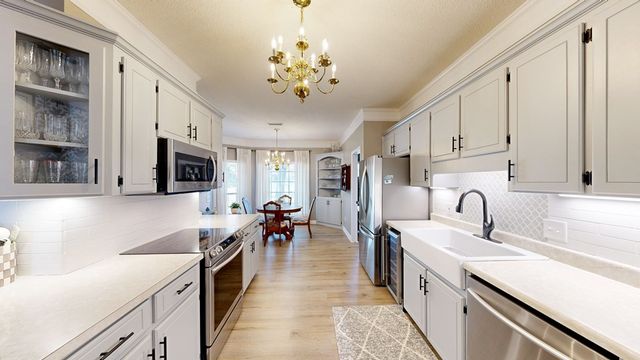 103 Bridgewater Court, Dothan, AL 36303