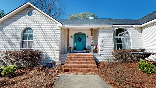 103 Bridgewater Court, Dothan, AL 36303