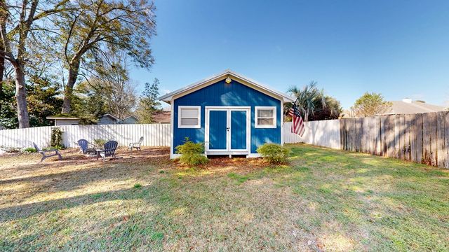 103 Bridgewater Court, Dothan, AL 36303