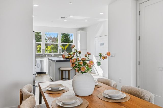 2287 Mora Place, Mountain View, CA 94040