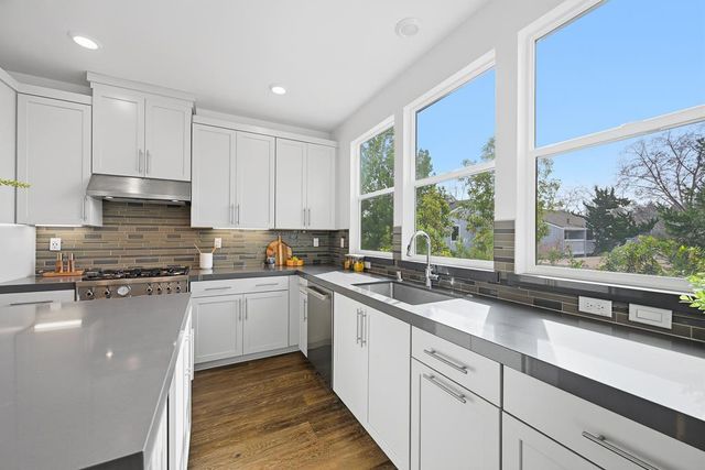 2287 Mora Place, Mountain View, CA 94040