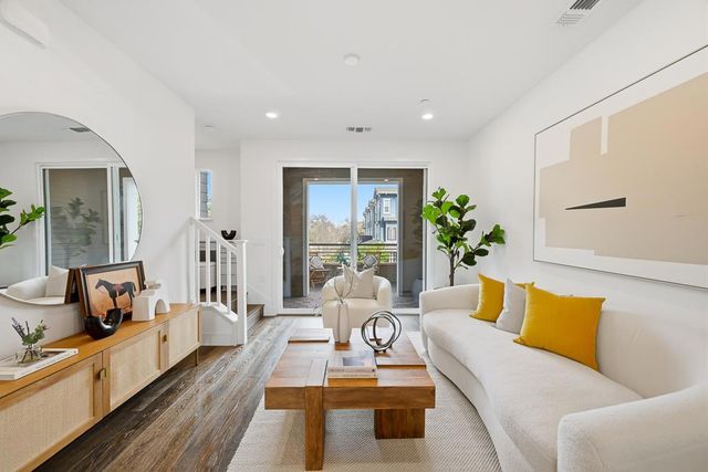 2287 Mora Place, Mountain View, CA 94040