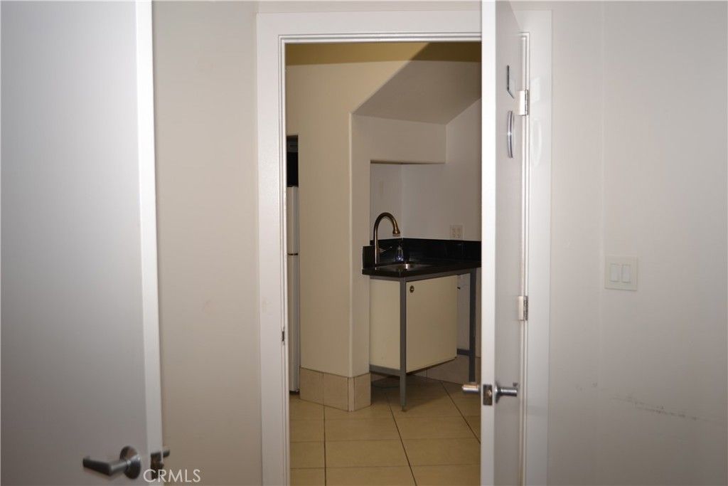 Image 3 of property listing at 31656 S Coast Hwy, Laguna Beach, CA 92651