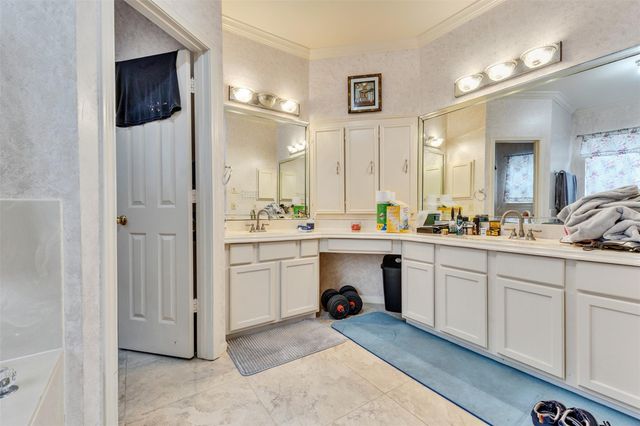 8914 Beawood Drive, Houston, TX 77083