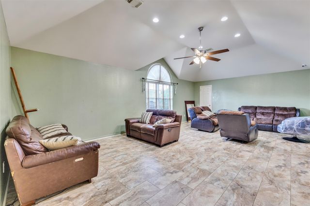 8914 Beawood Drive, Houston, TX 77083