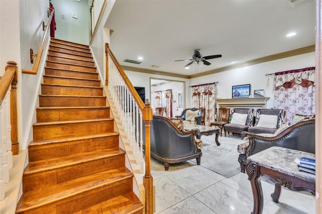 8914 Beawood Drive, Houston, TX 77083