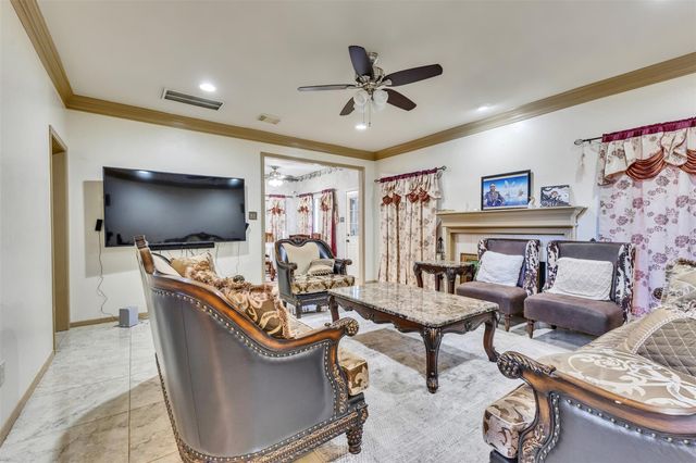 8914 Beawood Drive, Houston, TX 77083