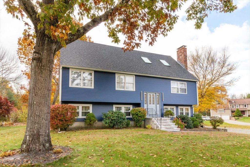 32 Marys Way, Stoughton, MA 02072