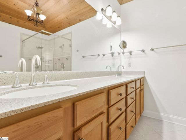 10 Torrey Pine Court, Spartanburg, SC 29306