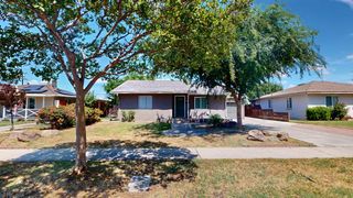 1014 W Andrews Avenue, Fresno, CA 93705