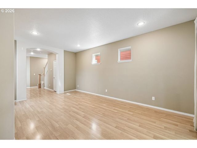 20454 Sw Skiver St, Beaverton, OR 97078