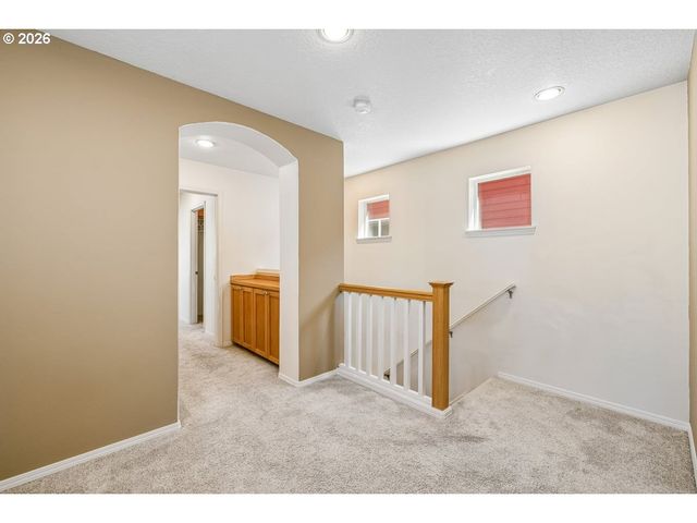 20454 Sw Skiver St, Beaverton, OR 97078