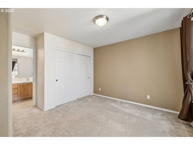 20454 Sw Skiver St, Beaverton, OR 97078