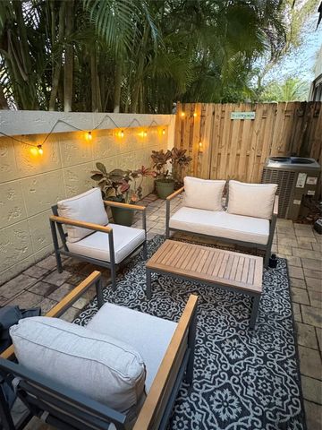 826 SE 4th Court, Deerfield Beach, FL 33441