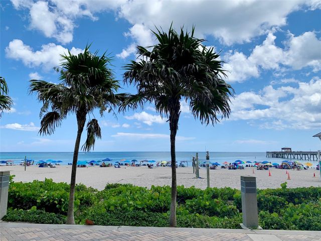 826 SE 4th Court, Deerfield Beach, FL 33441