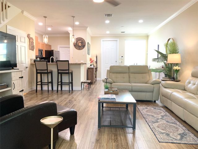 826 SE 4th Court, Deerfield Beach, FL 33441