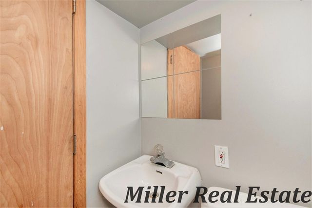 926 N Washington Street, Lowell, MI 49331